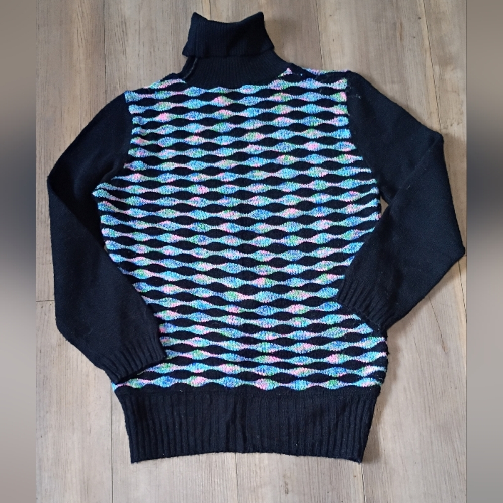 Vintage Sears Black Geometric Pattern Turtleneck Sweater